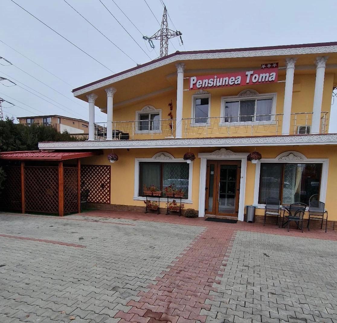 Pensiunea Toma Ploeszti Zewnętrze zdjęcie